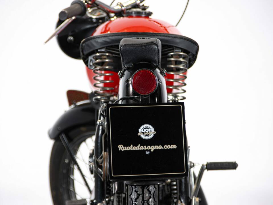 Bild 12/50 von Gilera 150 Sport (1951)