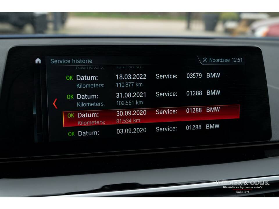 Image 31/50 of ALPINA B5 Touring Biturbo AWD (2017)