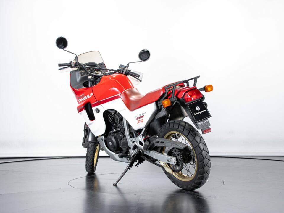 Image 2/47 de Honda XL 600V Transalp (1989)