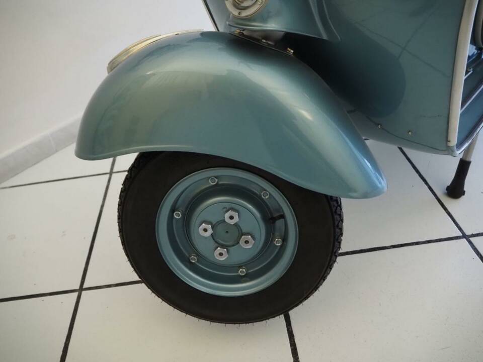 Bild 29/33 von Piaggio Vespa 150 (1960)