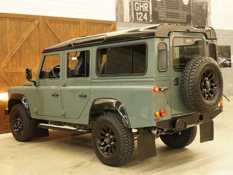 Bild 7/22 von Land Rover Defender 110 (2015)