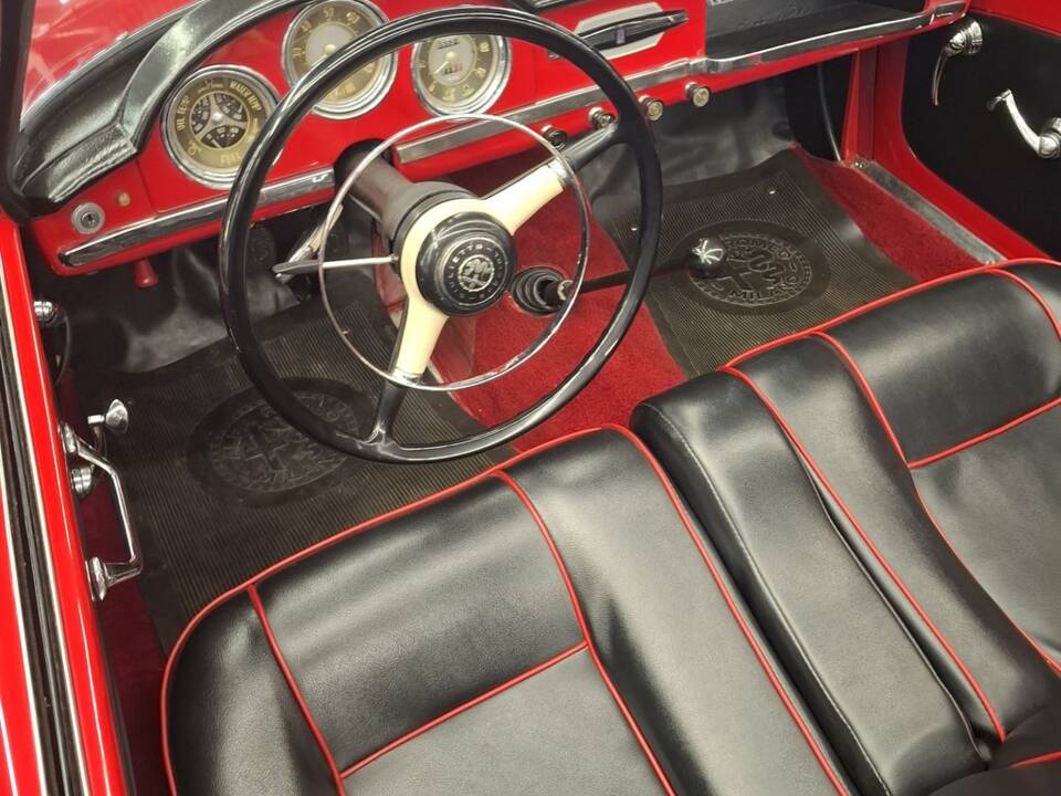 Image 2/8 de Alfa Romeo Giulietta Spider (1957)