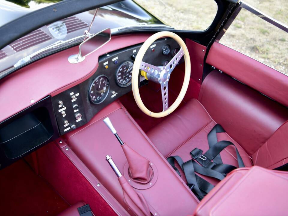 Afbeelding 27/50 van Jaguar XK-SS (1967)