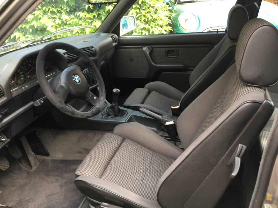 Afbeelding 3/10 van BMW M3 (1987)