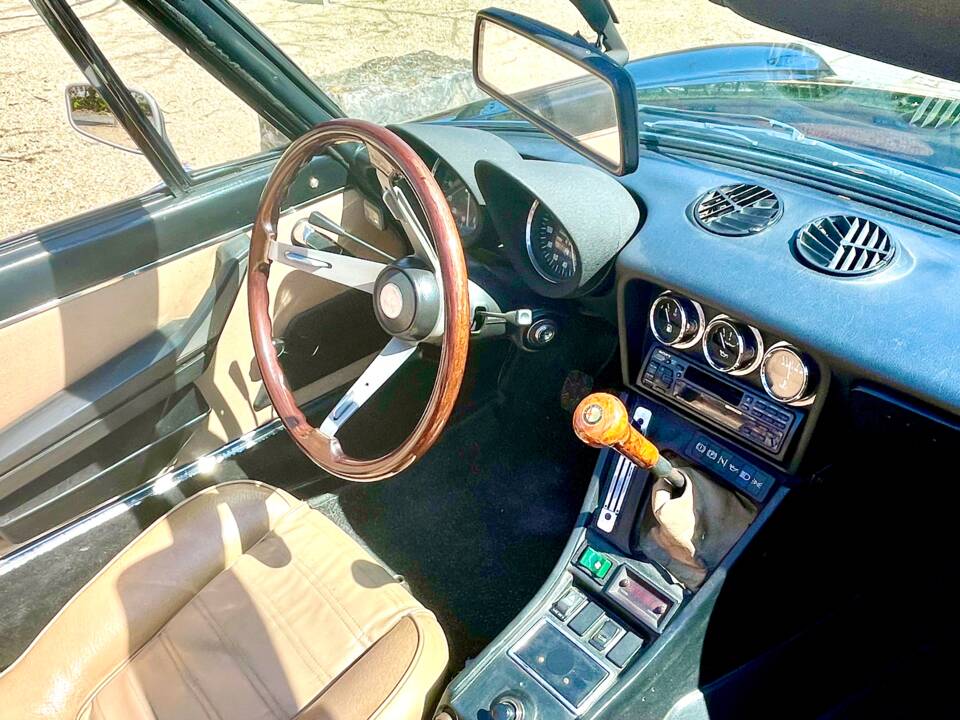 Bild 13/16 von Alfa Romeo 2000 Spider Veloce (1981)