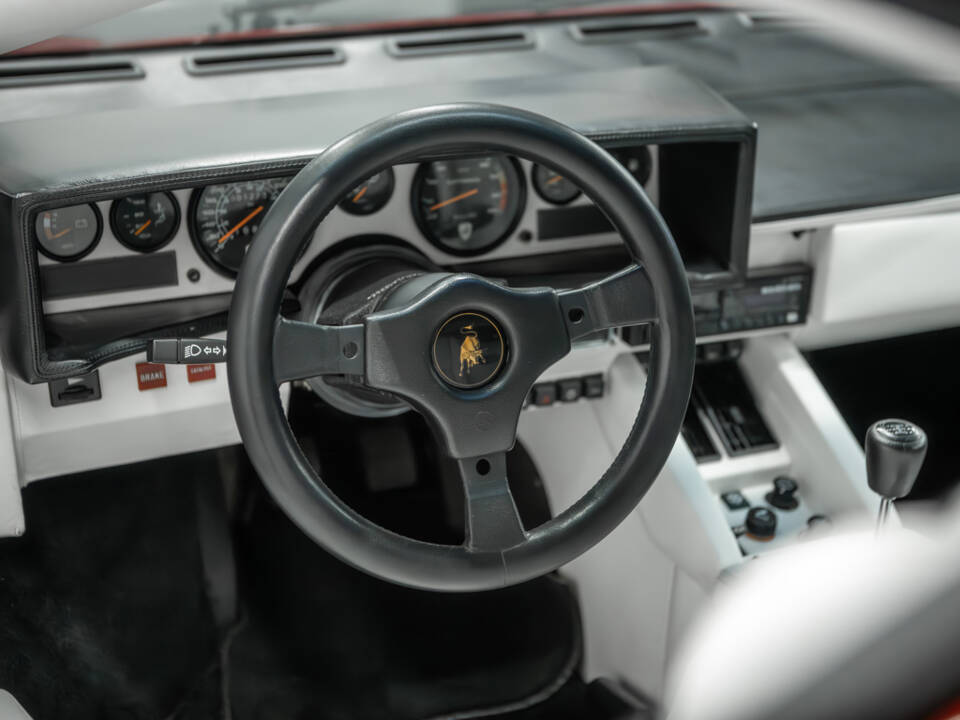 Image 14/50 of Lamborghini Countach LP 5000 S QV (1988)