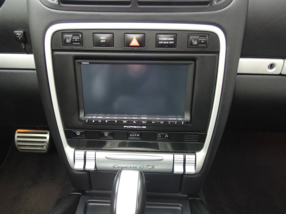 Immagine 47/99 di Porsche Cayenne GTS (2008)