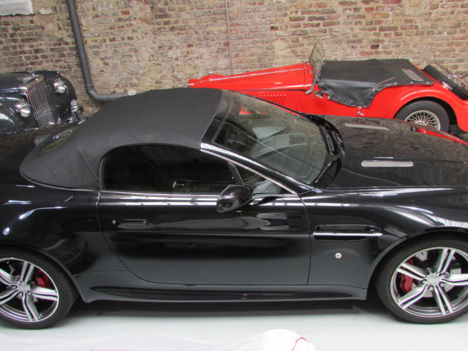 Bild 2/21 von Aston Martin V8 Vantage N400 (2008)