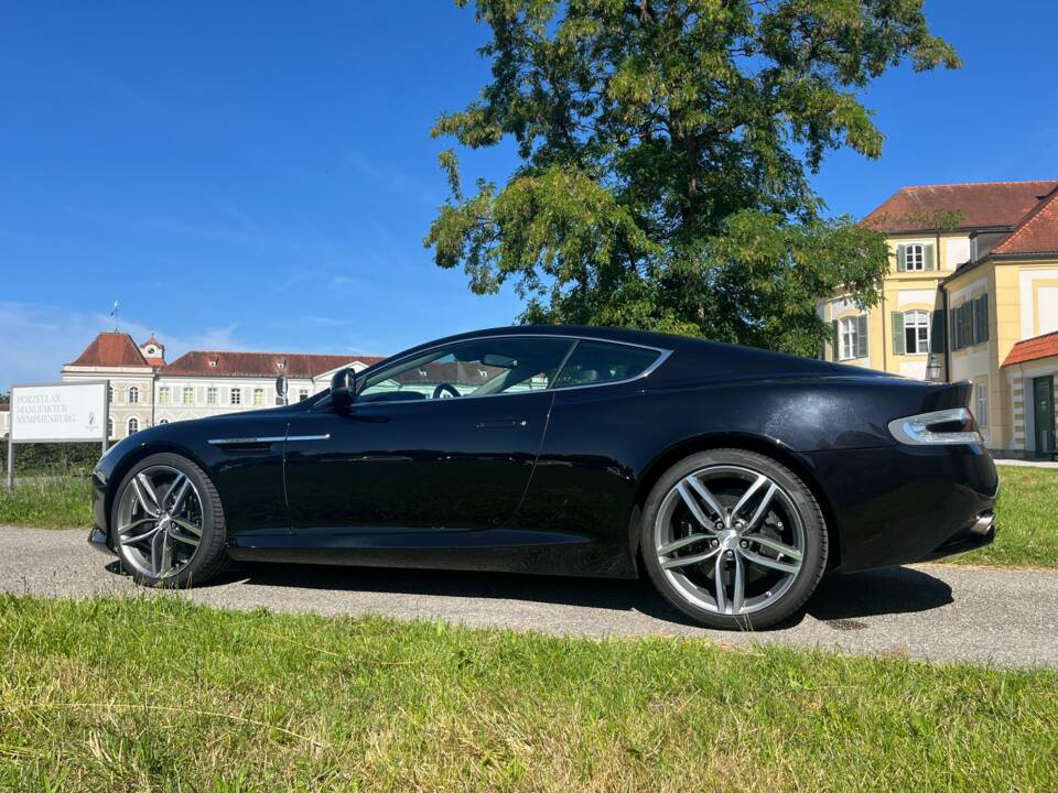 Bild 7/57 von Aston Martin Virage (2011)