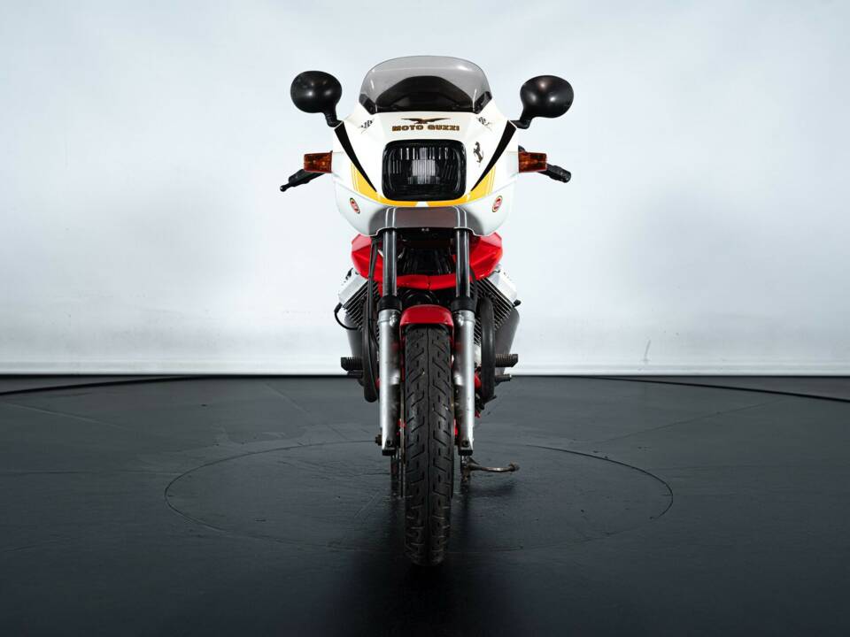 Image 3/36 of Moto Guzzi V 65 Lario (1990)