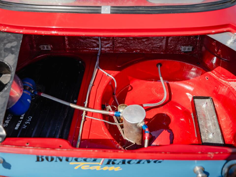 Imagen 61/81 de Alfa Romeo 1750 GT Veloce (1968)