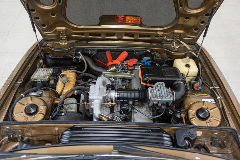 Bild 34/37 von BMW 635 CSi (1982)