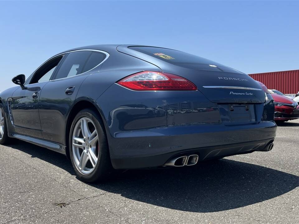 Immagine 5/89 di Porsche Panamera Turbo (2009)