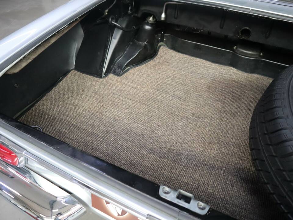 Bild 37/45 von Mercedes-Benz 280 SL (1968)