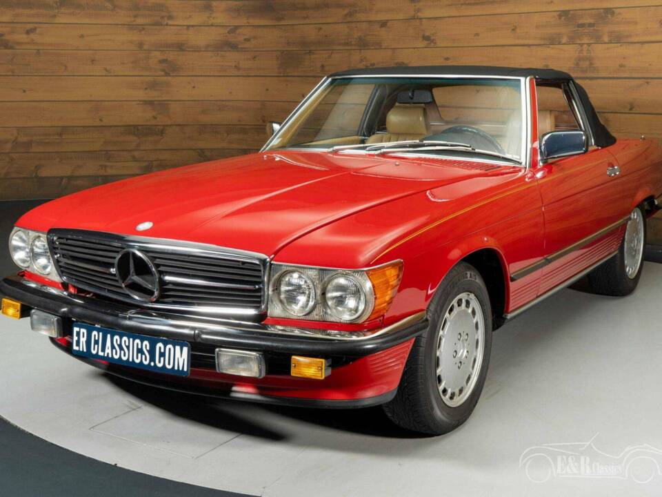 Bild 3/19 von Mercedes-Benz 560 SL (1988)