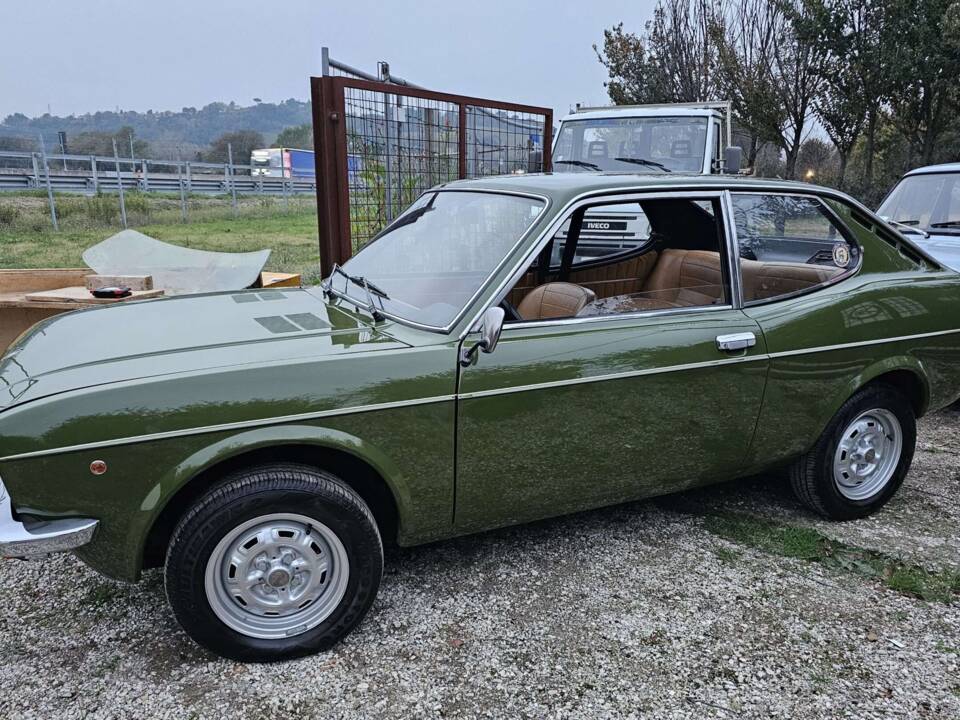 Bild 46/57 von FIAT 128 Moretti Coupé (1972)