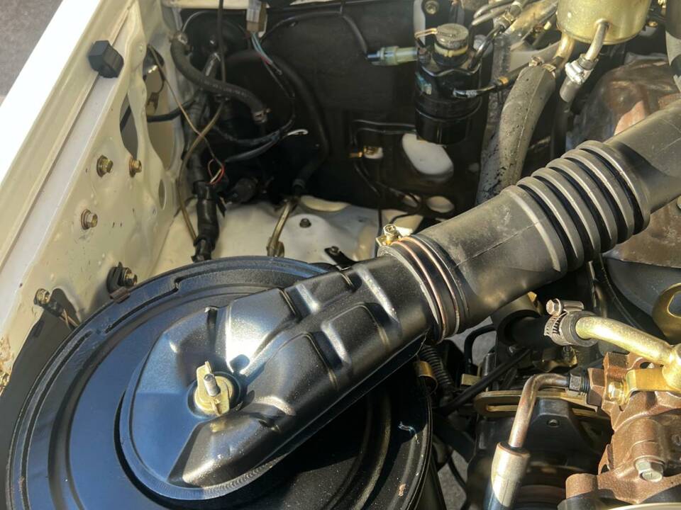 Bild 15/17 von Toyota Land Cruiser BJ73 (1988)