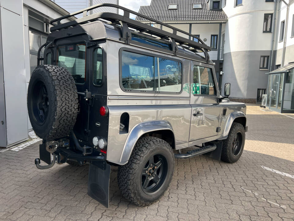 Immagine 5/28 di Land Rover Defender 90 (2015)