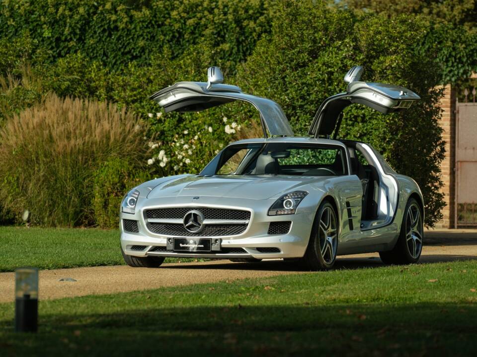 Afbeelding 1/50 van Mercedes-Benz SLS AMG (2014)