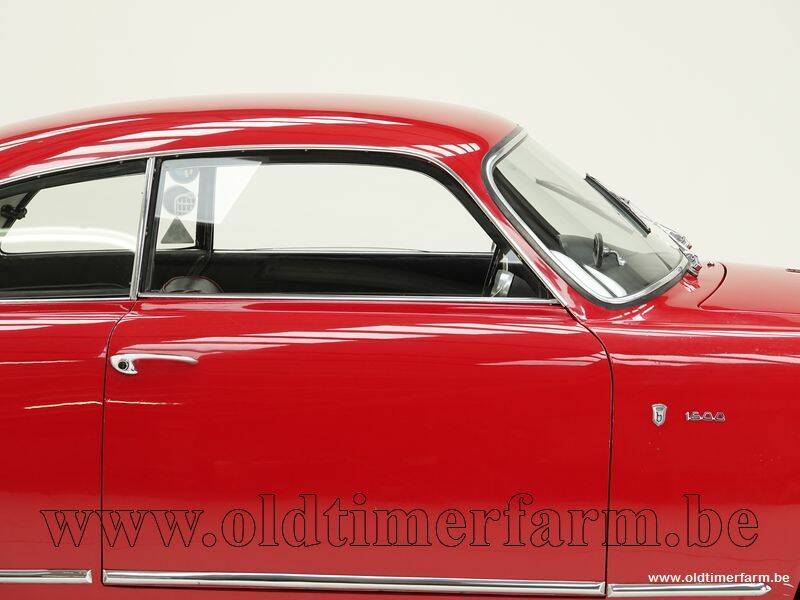 Image 13/15 of Alfa Romeo Giulietta Sprint 1600 (1963)