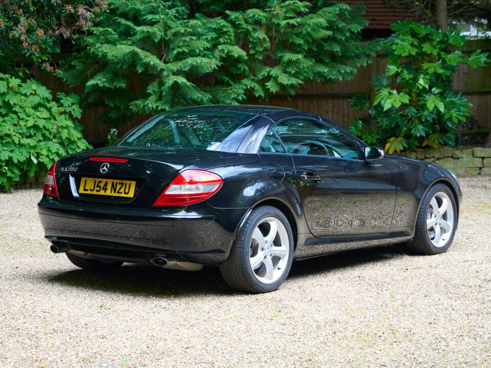 Image 3/50 of Mercedes-Benz SLK 350 (2004)