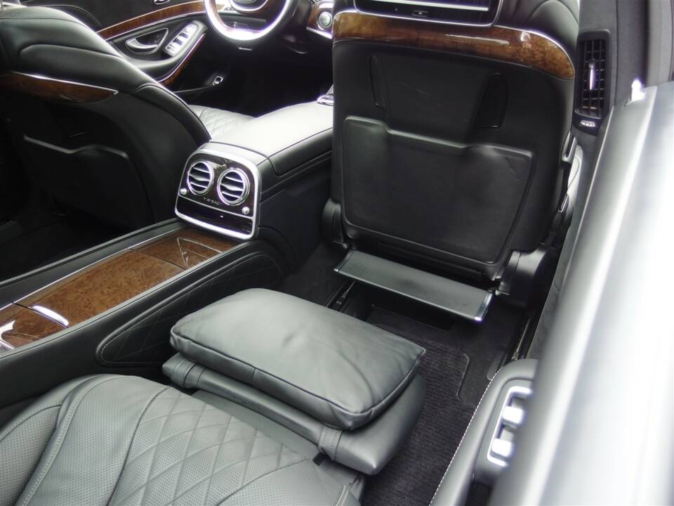Bild 51/99 von Mercedes-Benz Maybach S 500 (2015)