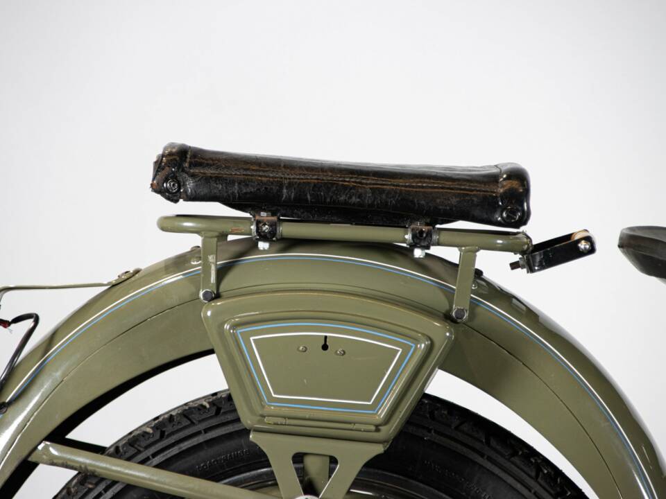 Image 33/50 of Moto Guzzi DUMMY (1963)