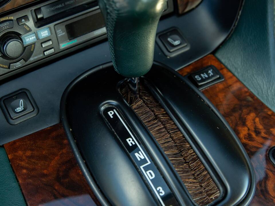 Bild 15/43 von Aston Martin DB 7 (1998)