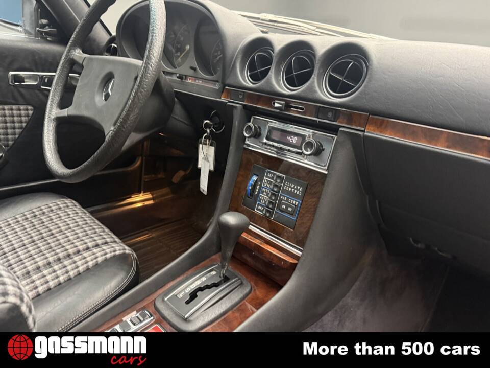 Immagine 13/15 di Mercedes-Benz 380 SLC (1981)
