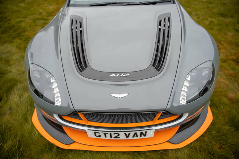 Image 11/30 de Aston Martin Vantage GT12 (2015)