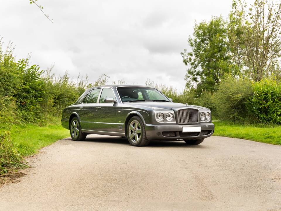 Image 15/25 of Bentley Arnage T (2006)