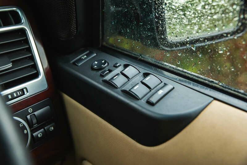 Bild 39/50 von Land Rover Range Rover Vogue TDV8 (2007)