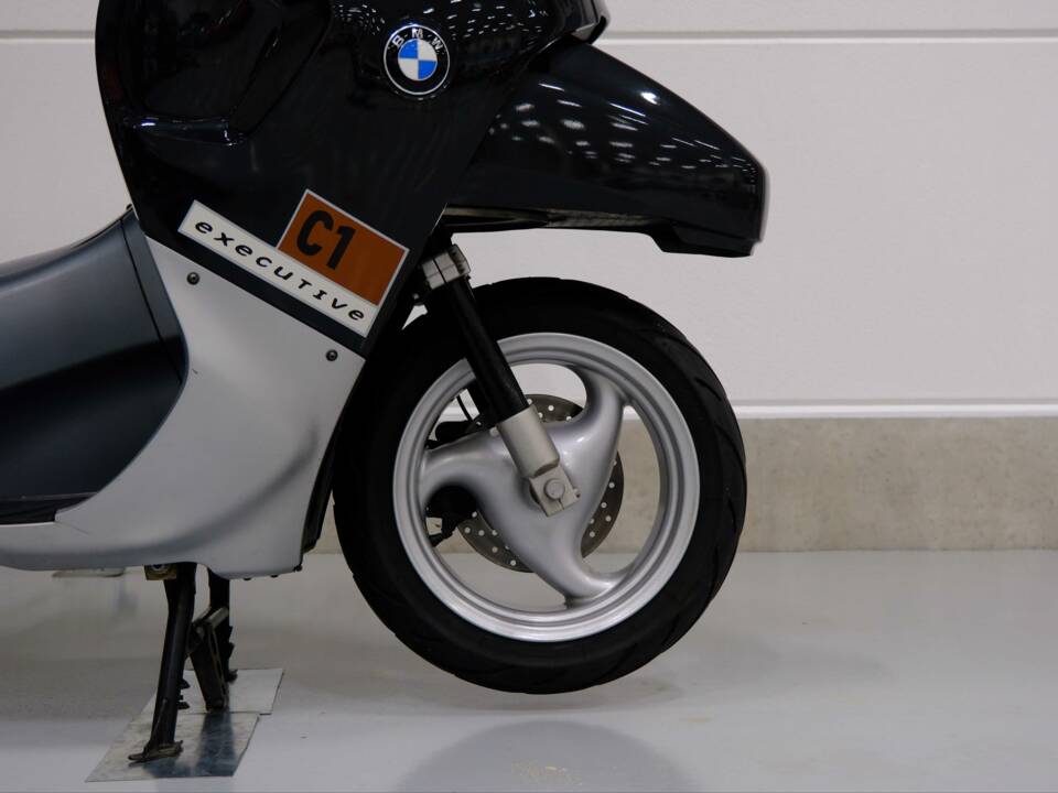Image 2/51 of BMW C1 125 (2001)
