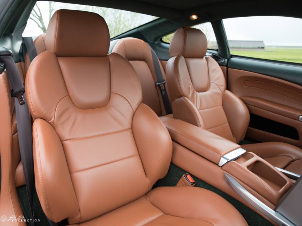 Image 9/17 of Aston Martin V12 Vanquish (2004)