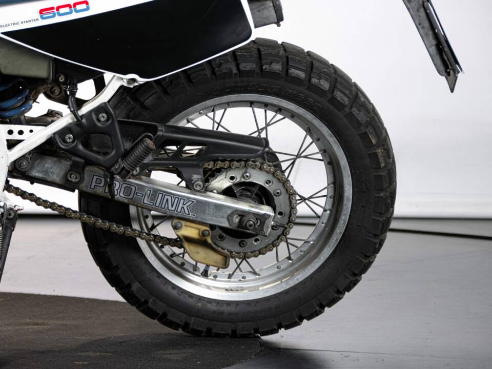 Image 11/45 of Honda XL 600 LM (1988)