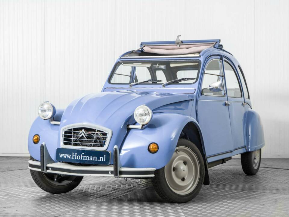 Image 3/50 of Citroën 2 CV 6 (1985)