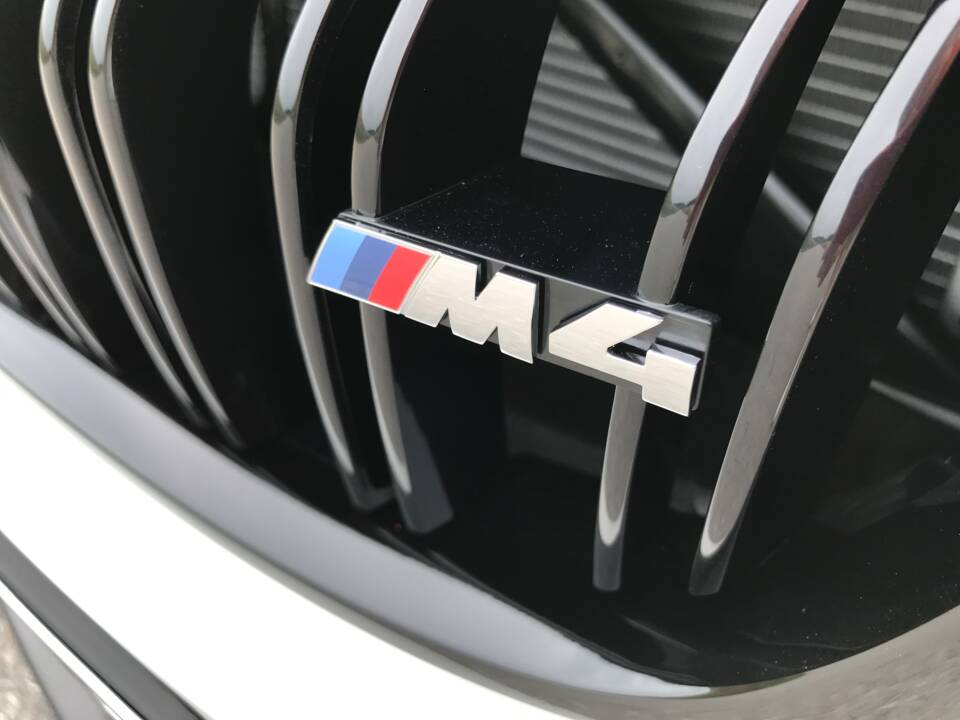 Bild 14/25 von BMW M4 GTS &quot;DTM Champion Edition&quot; (2017)