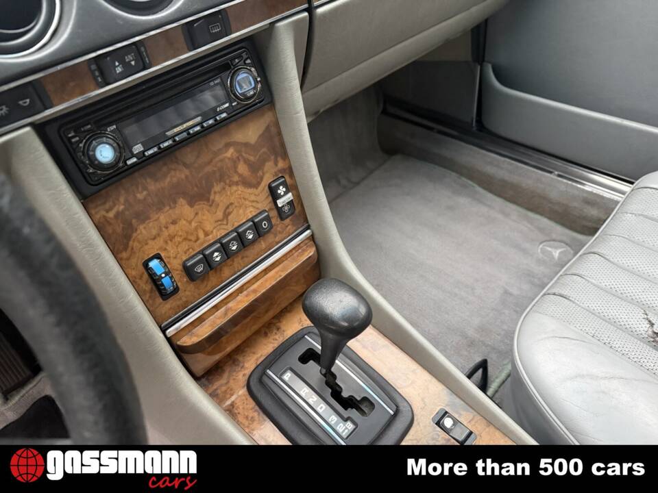 Bild 13/15 von Mercedes-Benz 380 SL (1985)