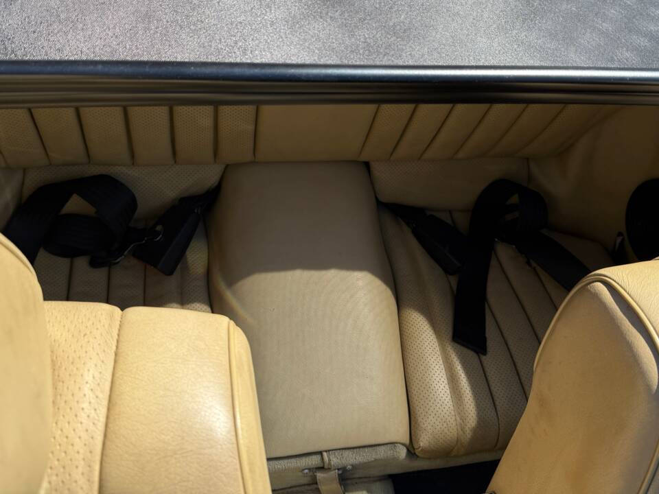 Image 25/38 de Mercedes-Benz 280 SL (1982)