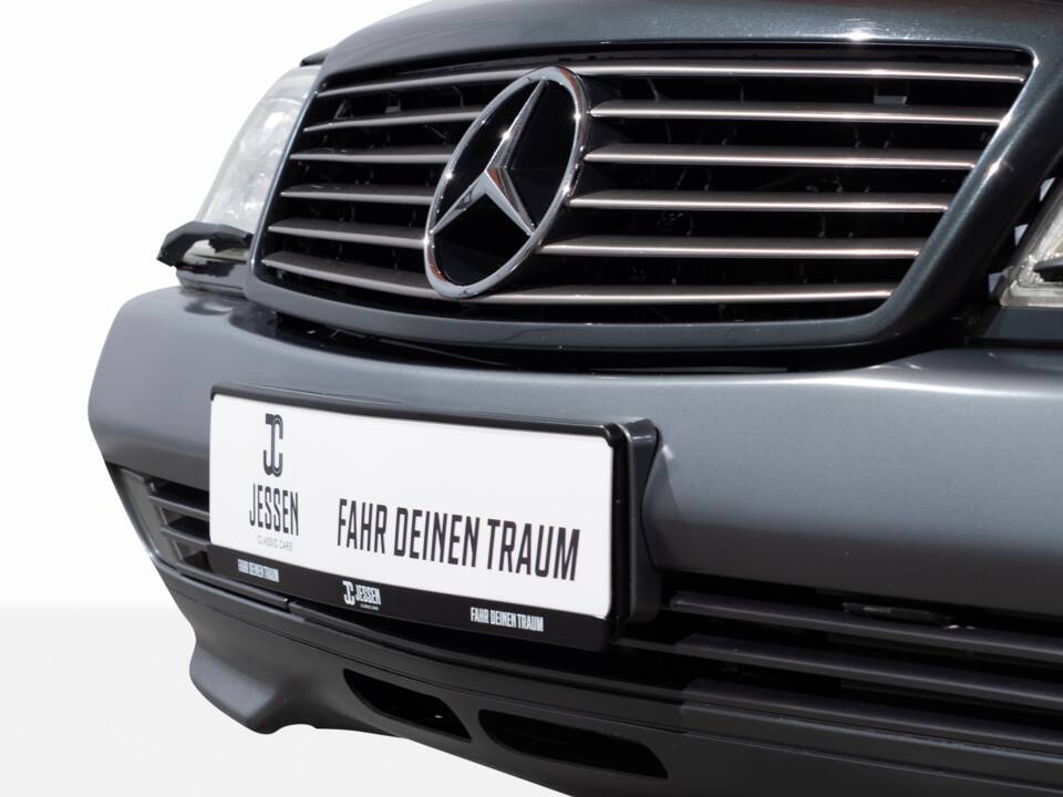 Image 7/56 de Mercedes-Benz 500 SL (1993)