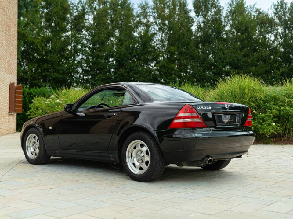Afbeelding 11/50 van Mercedes-Benz SLK 200 (1998)