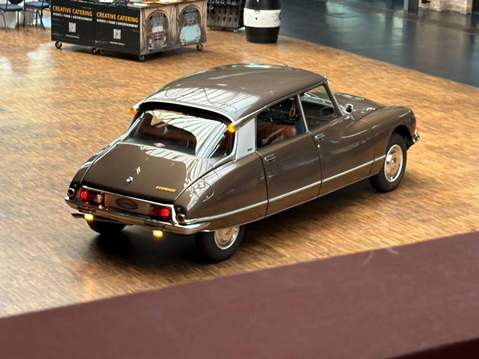 Bild 10/47 von Citroën D Super (1972)
