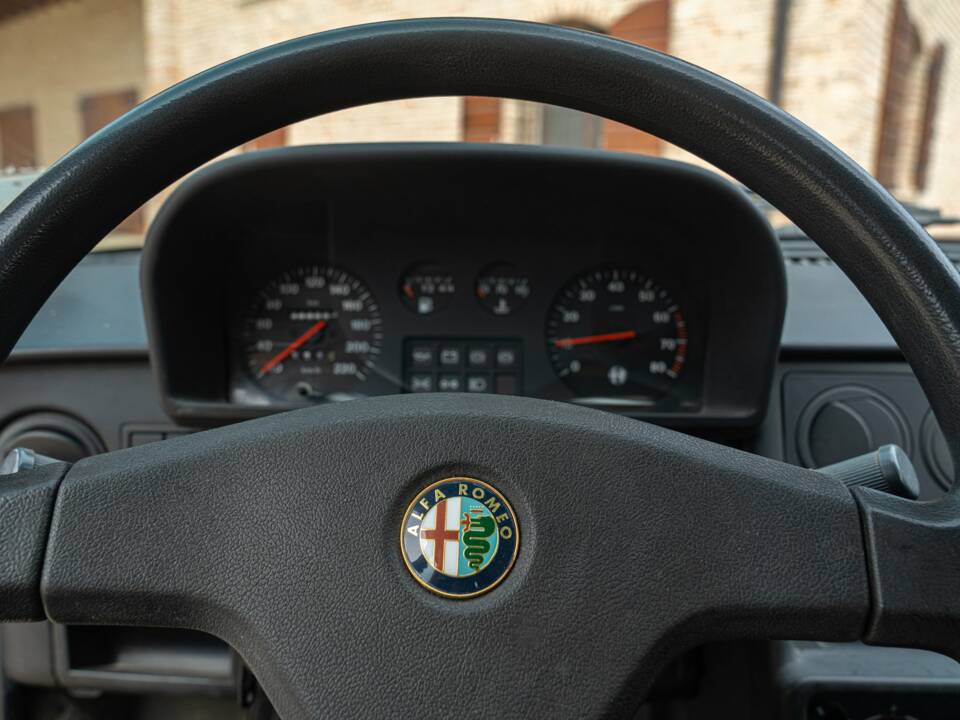 Image 42/50 of Alfa Romeo 33 - 1.3 Sportwagon 4x4 (1992)