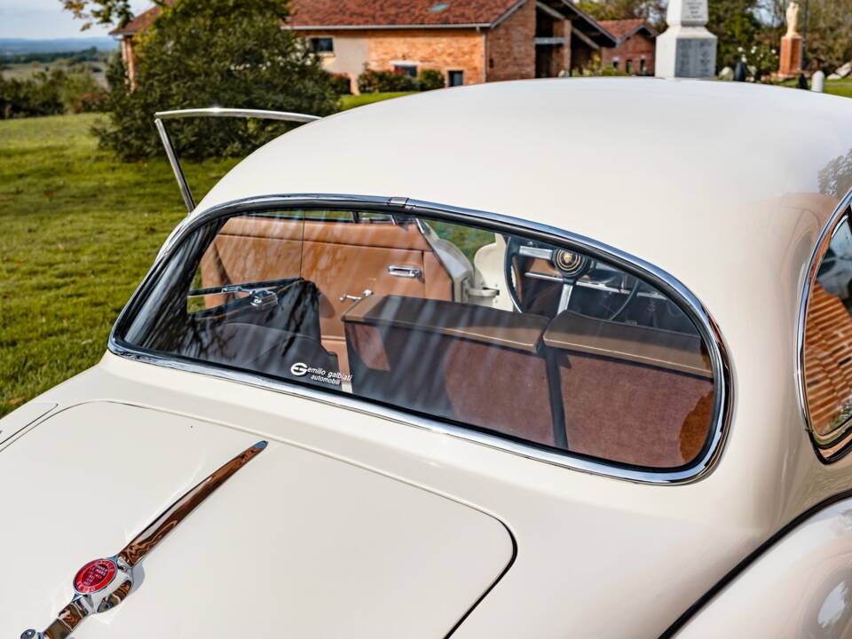 Bild 16/100 von Jaguar XK 150 DHC (1959)