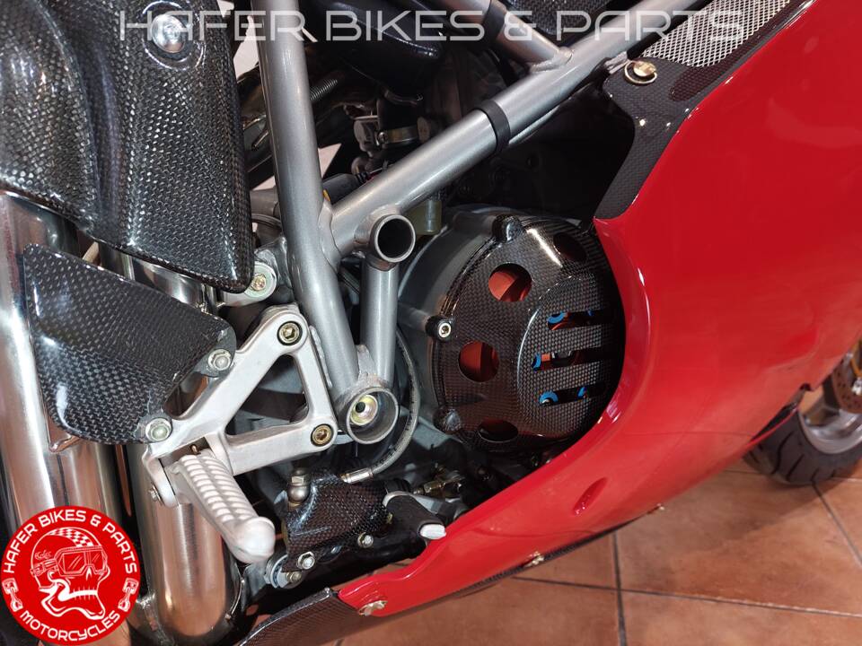 Immagine 26/58 di Ducati 998 R (2002)