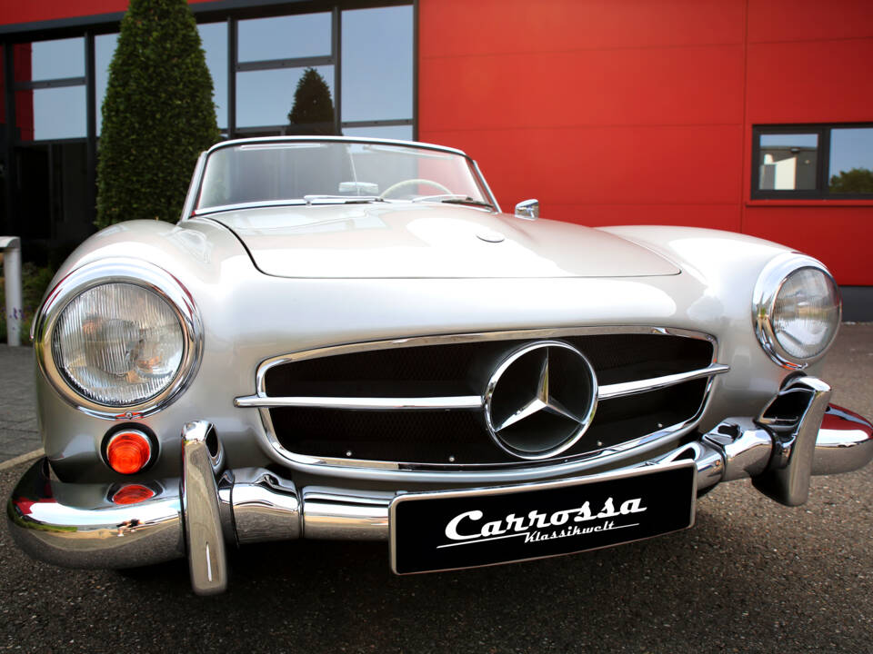 Image 2/9 of Mercedes-Benz 190 SL (1957)