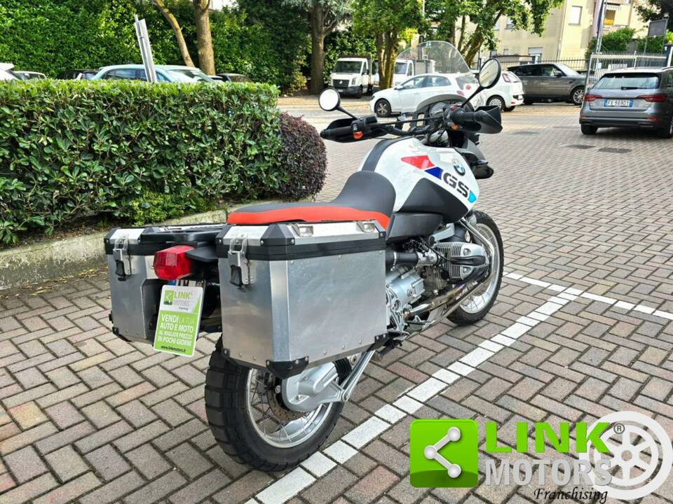 Bild 8/10 von BMW DUMMY (2000)