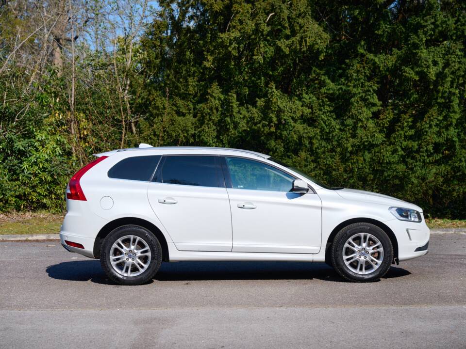 Image 23/50 of Volvo XC60 T5 (2013)