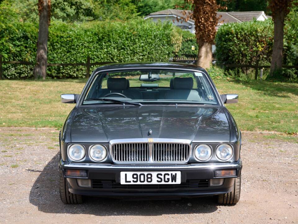 Afbeelding 19/50 van Jaguar XJ12 6.0 (1994)