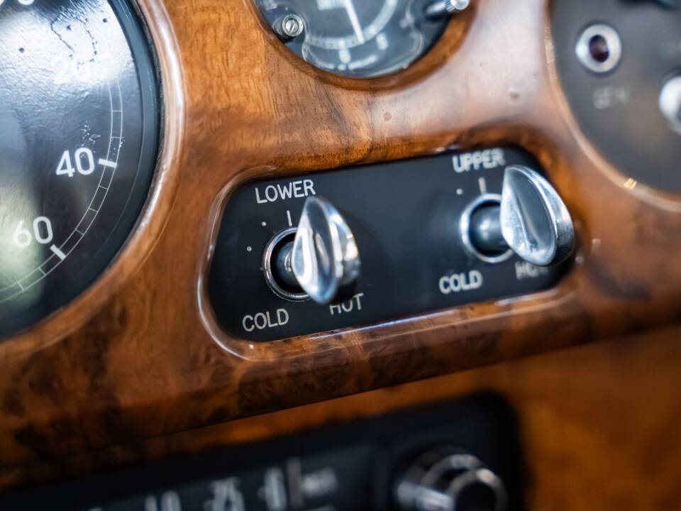 Image 12/40 of Rolls-Royce Silver Cloud II (1960)
